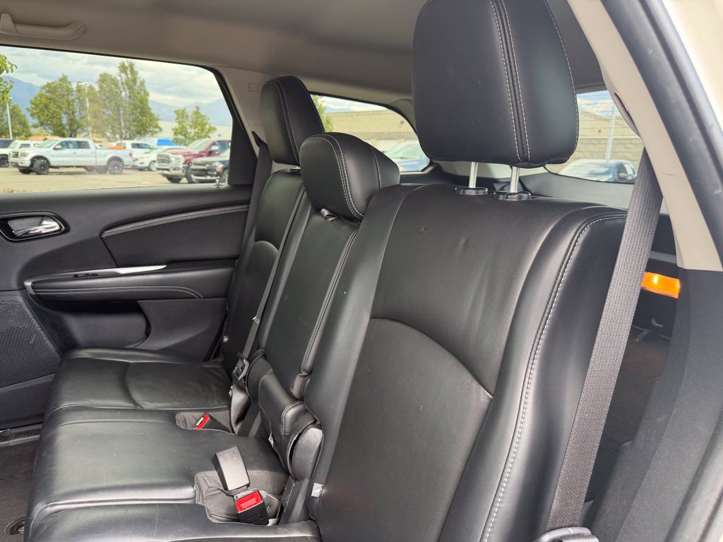 Used 2014 Dodge Journey Limited w/ Driver Convenience Group AWD/4WD image 24