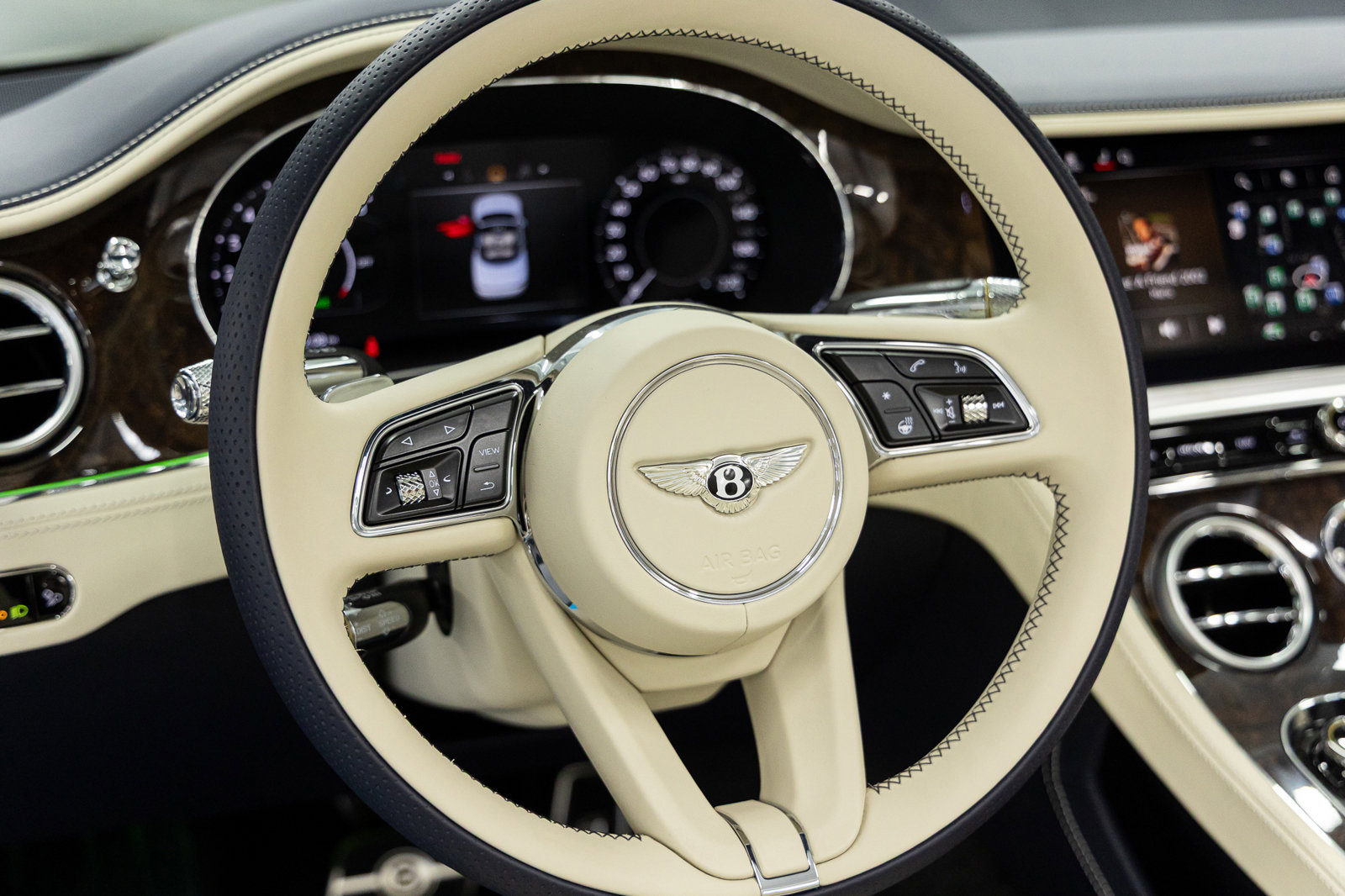 New 2026 Bentley Continental GTC image 42
