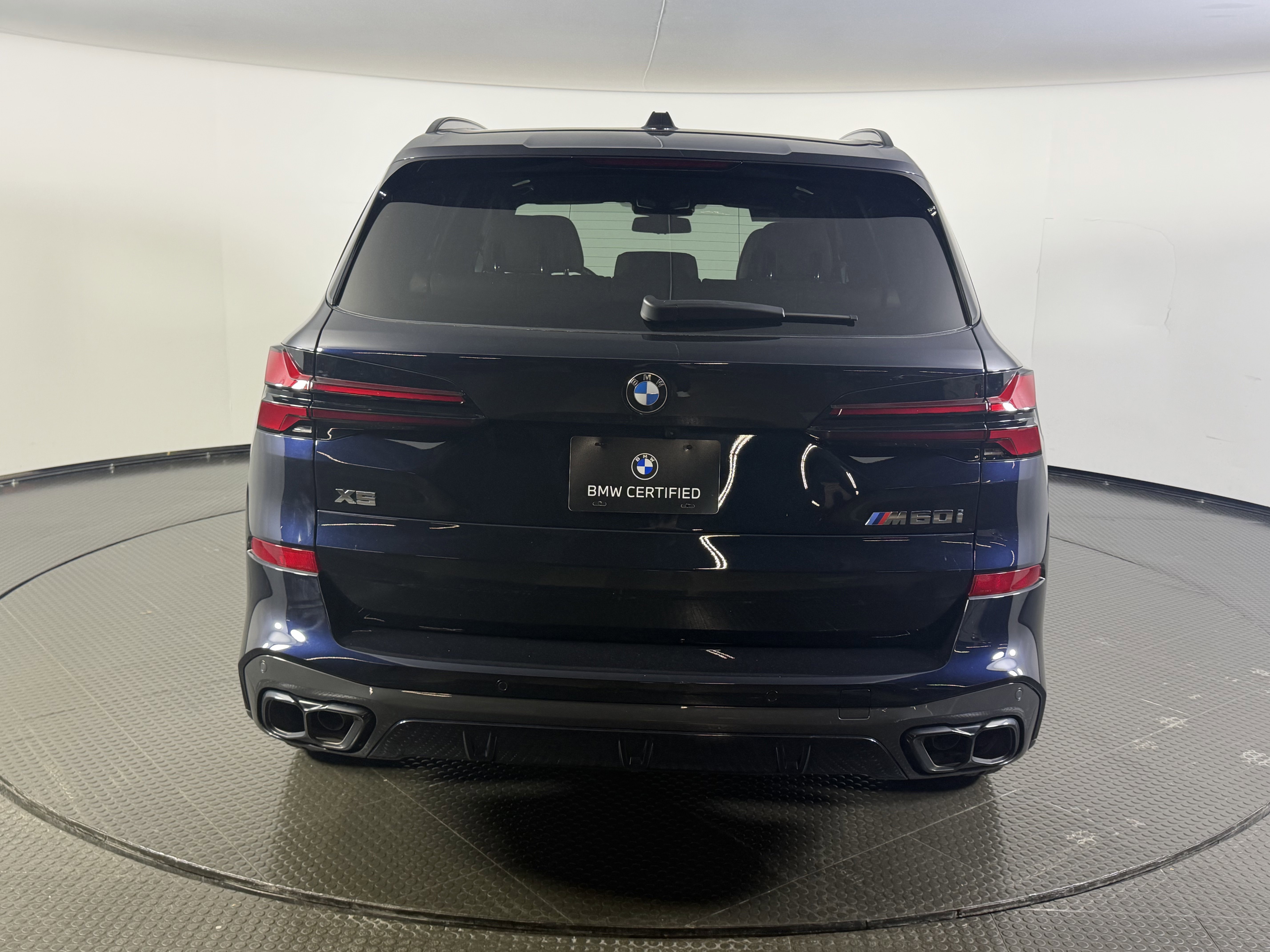 Certified 2025 BMW X5 M60i w/ Executive Package image 5