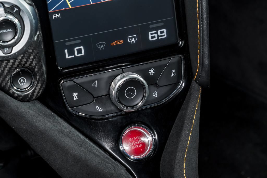 Used 2020 McLaren 720S Performance RWD image 24