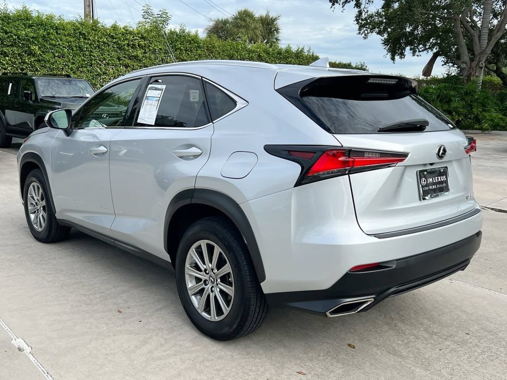 Used 2018 Lexus NX 300 FWD image 5