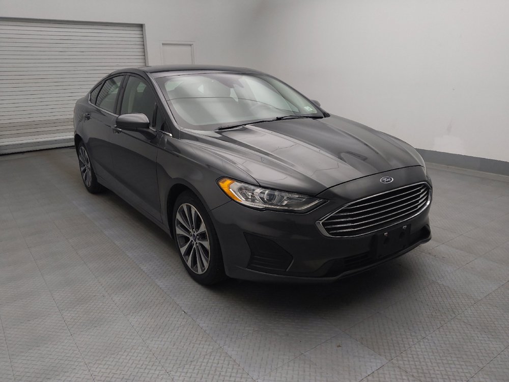 Used 2020 Ford Fusion SE image 13