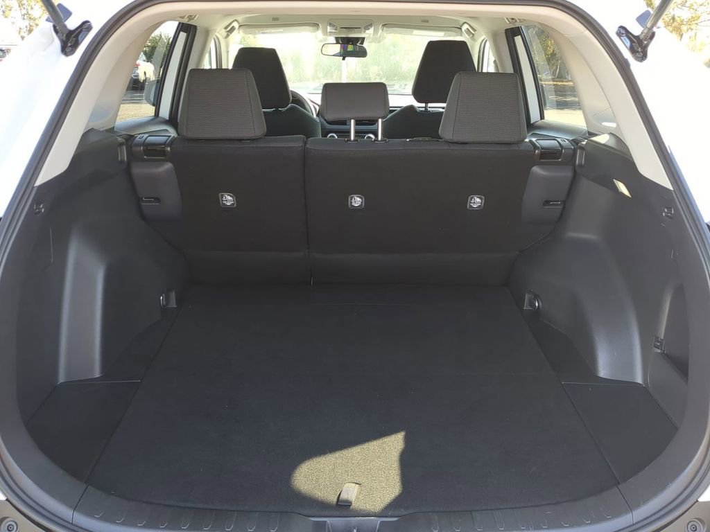 Used 2025 Toyota RAV4 LE image 14