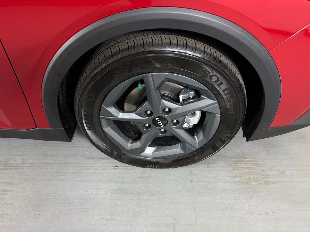 New 2026 Kia K4 FWD image 10