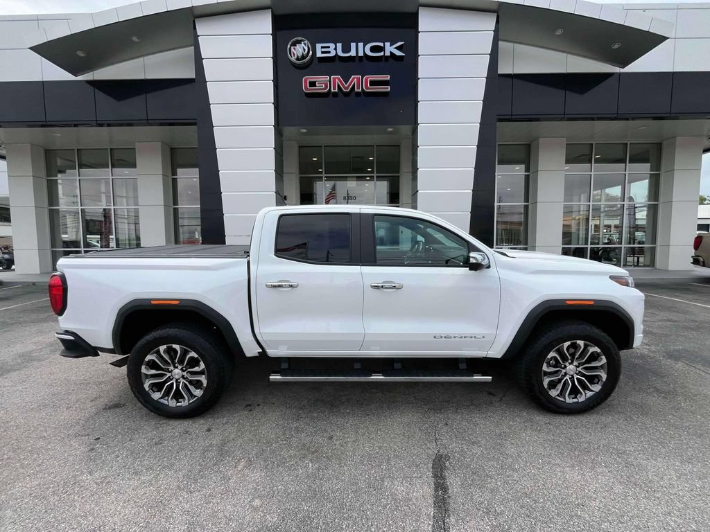 Certified 2023 GMC Canyon Denali AWD/4WD image 2