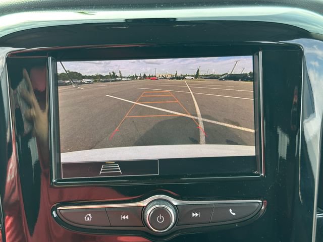 Used 2021 Chevrolet Traverse LS FWD image 29