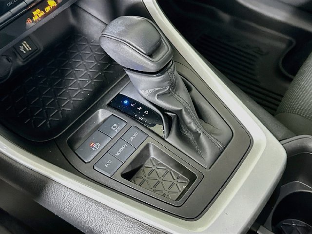 Certified 2024 Toyota RAV4 LE FWD image 19