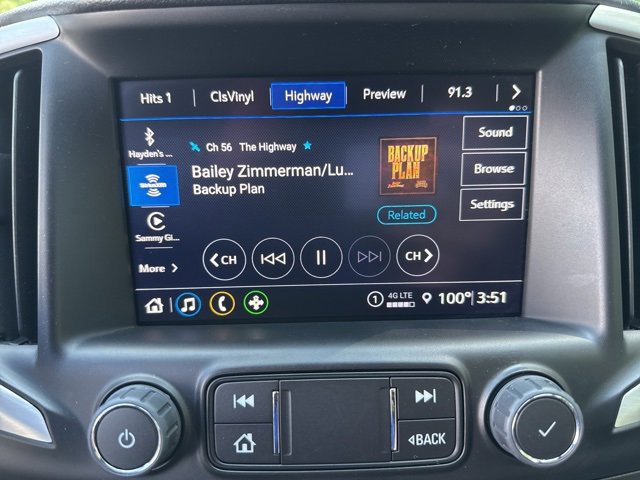 Used 2024 GMC Terrain SLT image 17