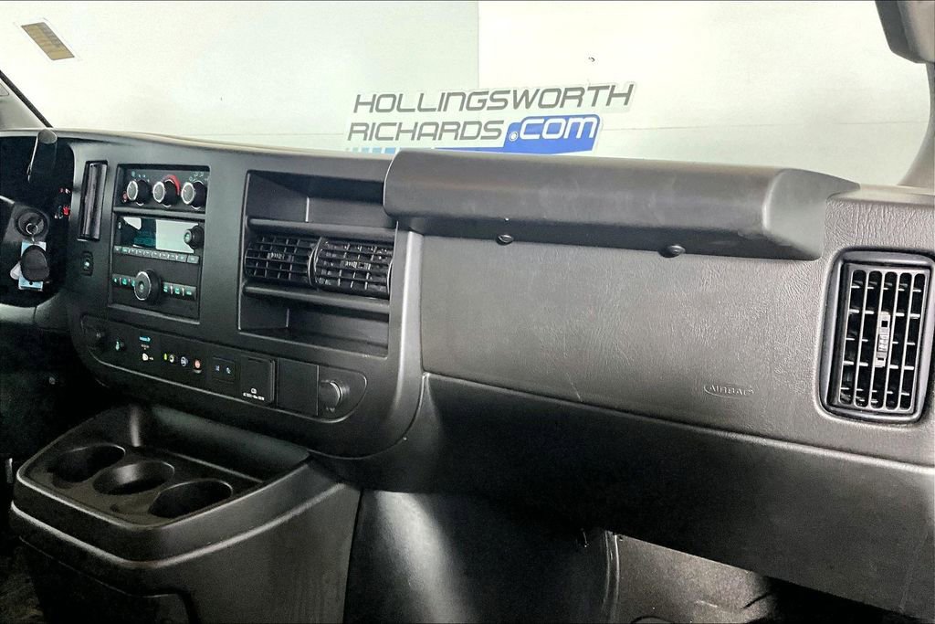 Used 2023 Chevrolet Express 3500 LT w/ LT Preferred Equipment Group RWD image 12