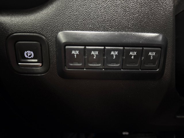 Used 2024 Chevrolet Silverado 2500 W/T w/ WT Convenience Package AWD/4WD image 24