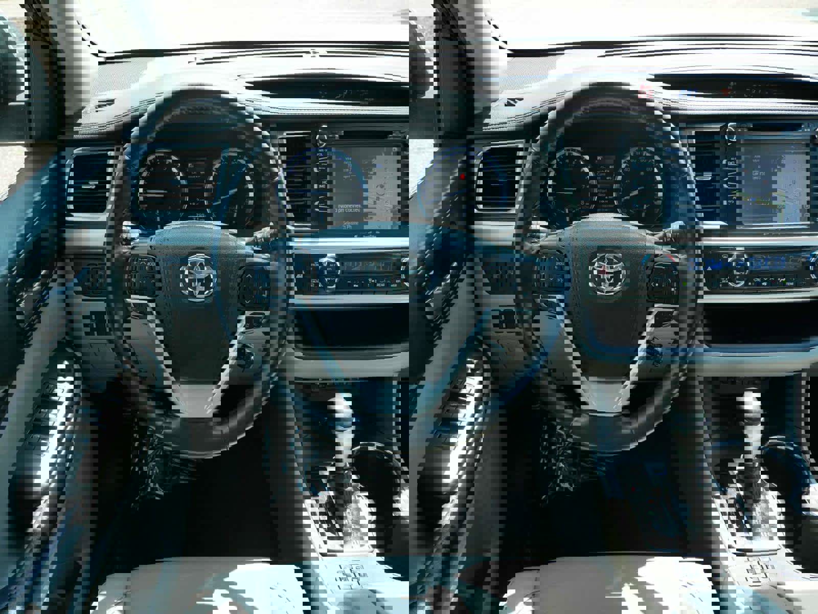 Used 2019 Toyota Highlander XLE image 14