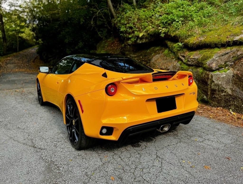 Used 2017 Lotus Evora 400 image 7