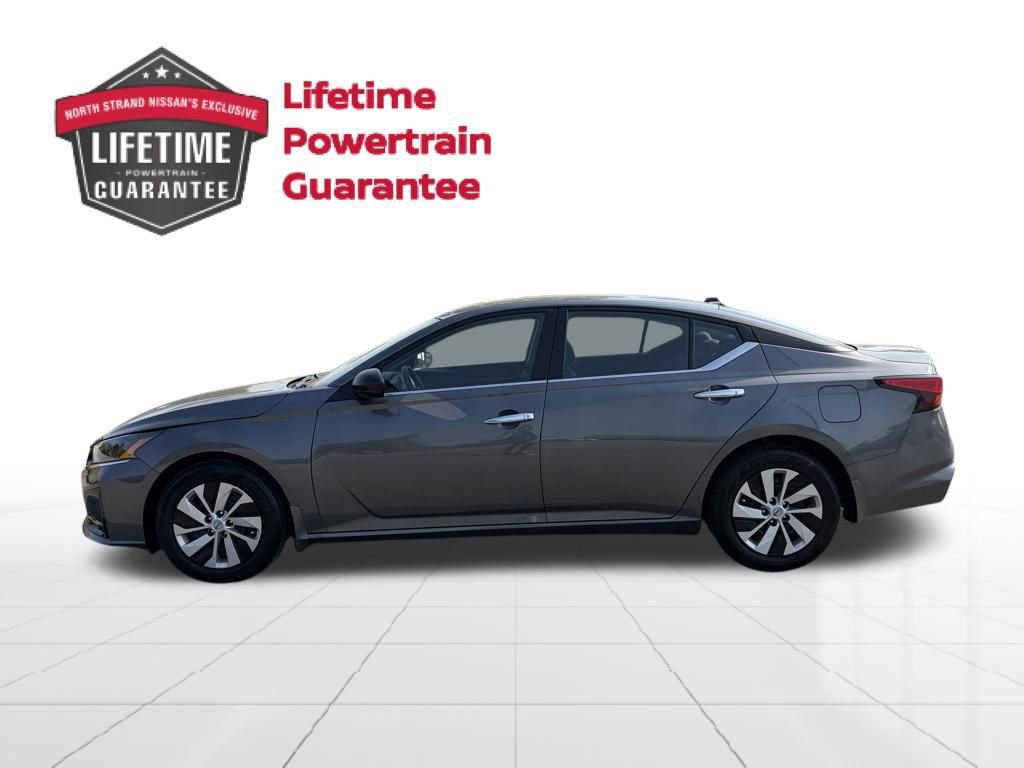 Certified 2024 Nissan Altima 2.5 S FWD image 2