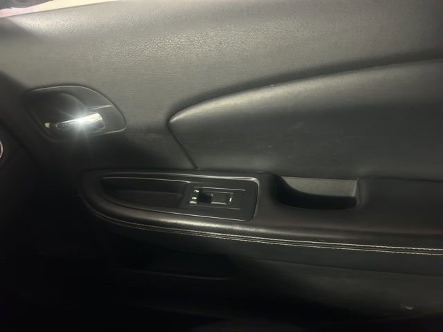 Used 2013 Chrysler 200 LX image 18