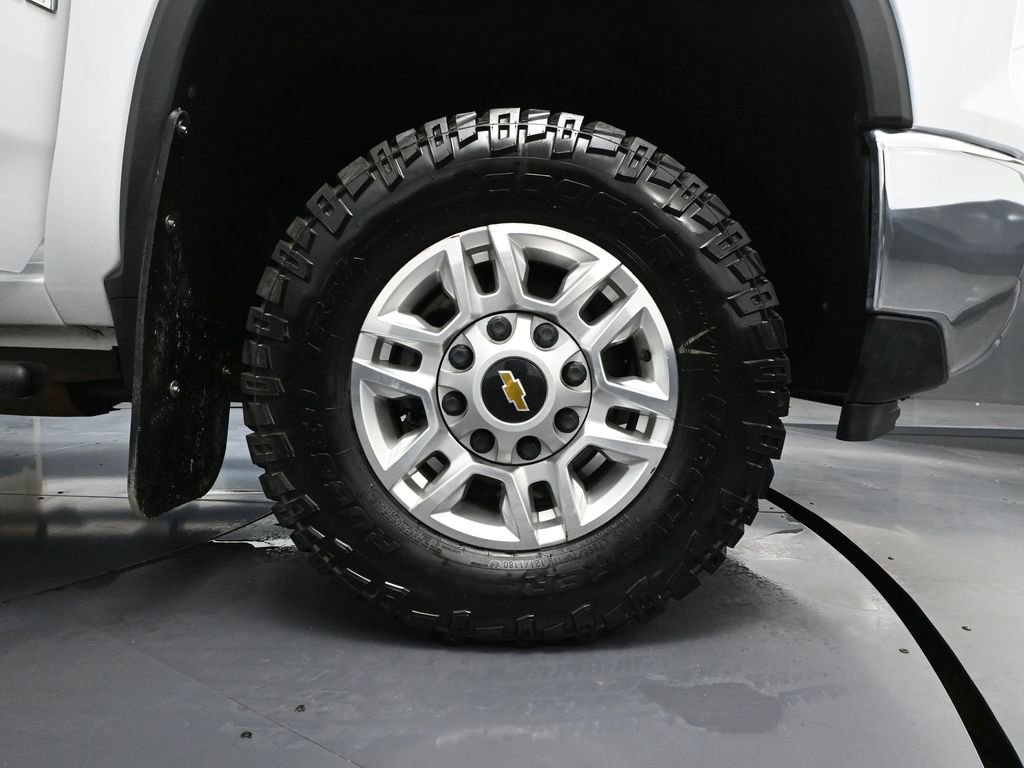 Used 2024 Chevrolet Silverado 2500 LT image 18