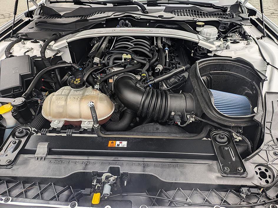 Used 2019 Ford Mustang Shelby GT350 w/ Technology Package RWD image 27