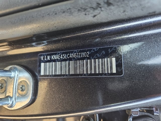 Used 2022 Kia Stinger GT1 AWD/4WD image 12