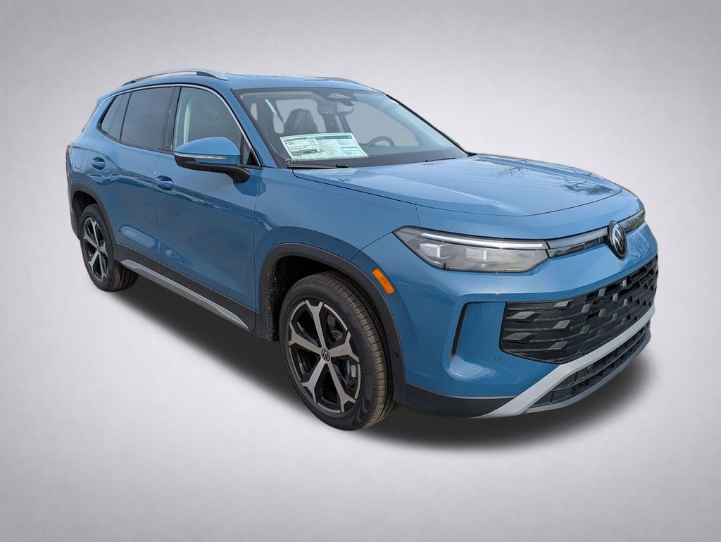 New 2026 Volkswagen Tiguan SE image 1