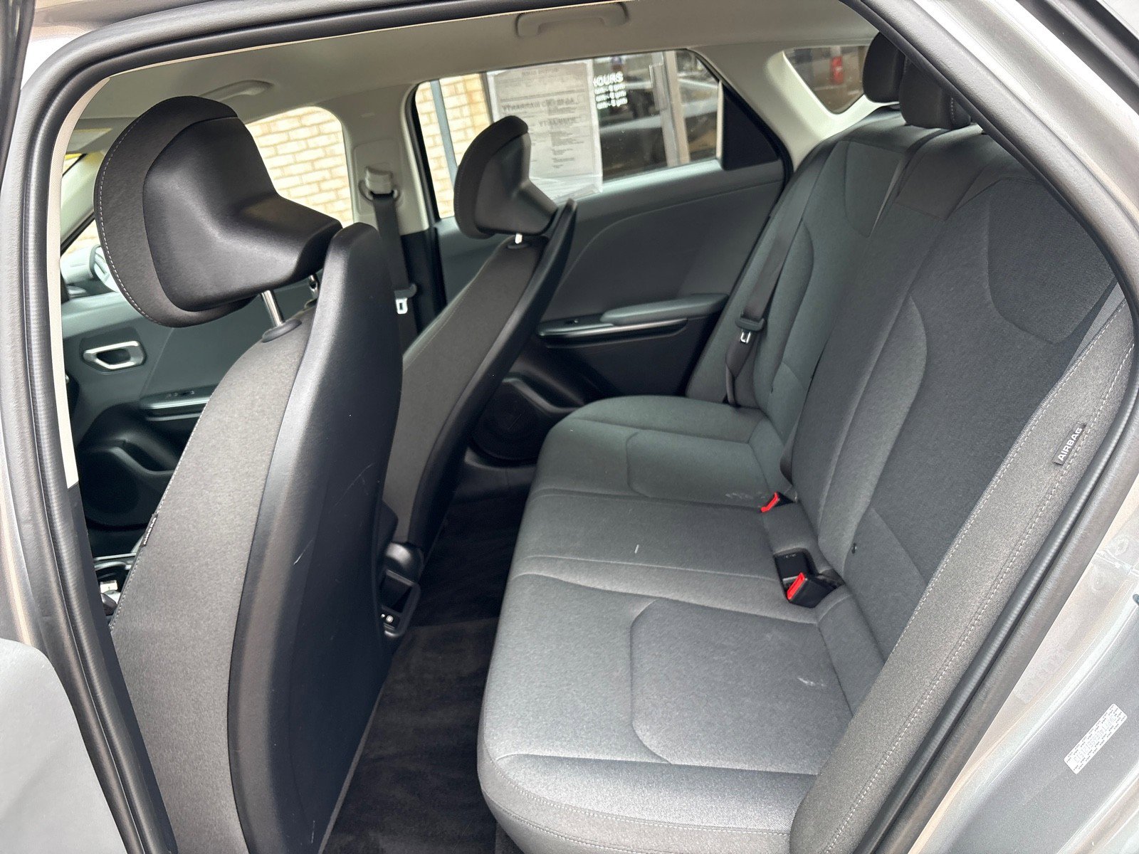 Used 2025 Kia K4 LXS image 4