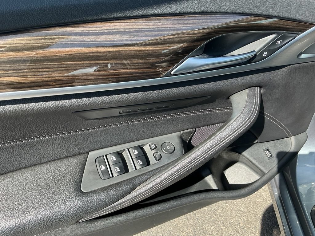 Used 2018 BMW 530i RWD image 18