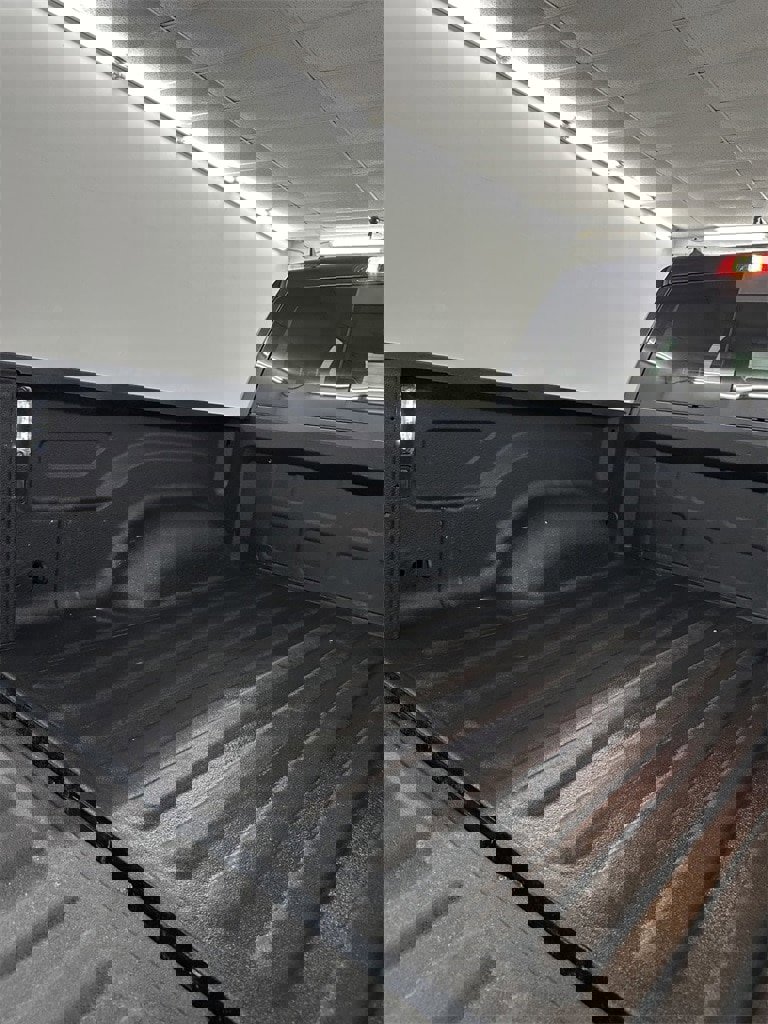 Used 2018 RAM 1500 Laramie Longhorn w/ Convenience Group image 33