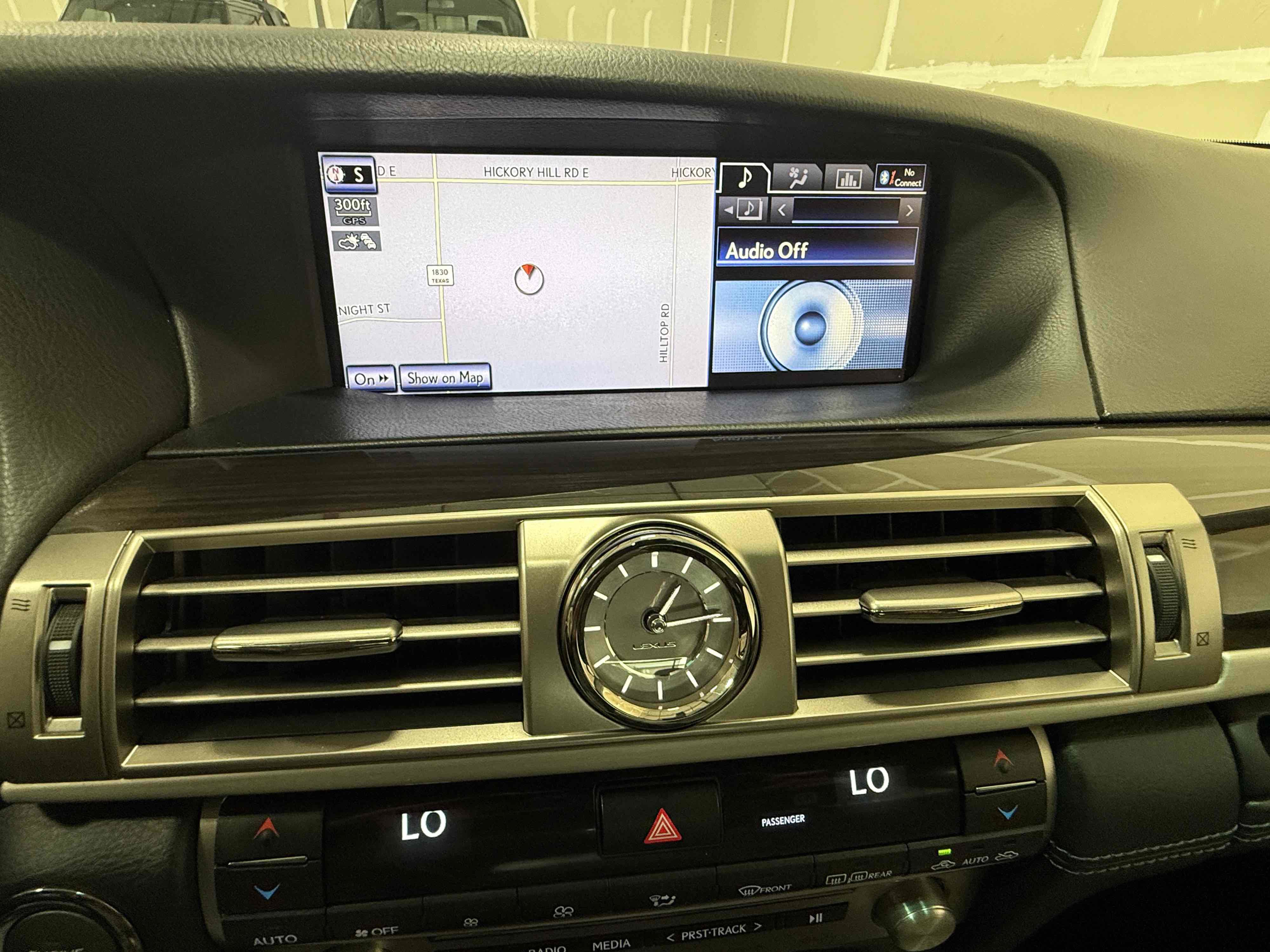 Used 2013 Lexus LS 460 L w/ All-Weather Pkg image 38