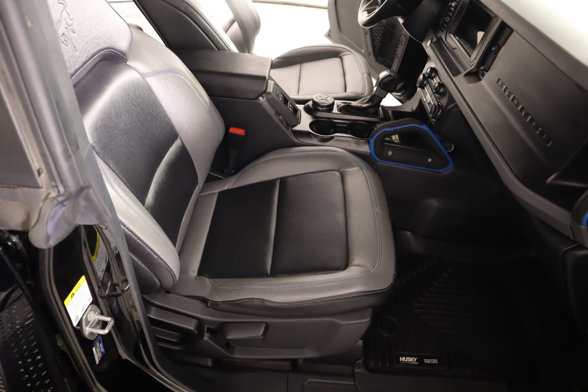 Used 2022 Ford Bronco Black Diamond AWD/4WD image 13