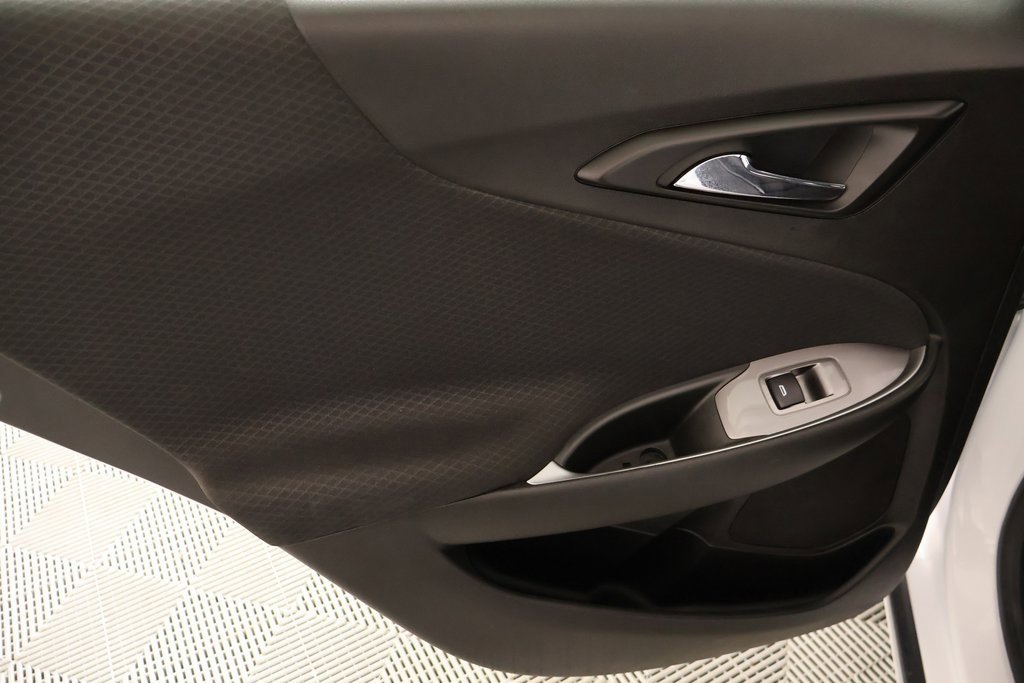 Used 2023 Chevrolet Malibu LT image 16