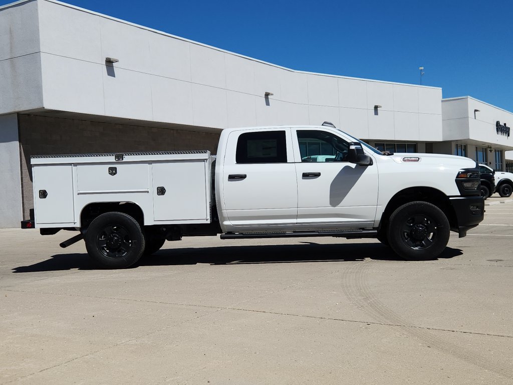 New 2026 RAM 2500 Tradesman AWD/4WD image 2