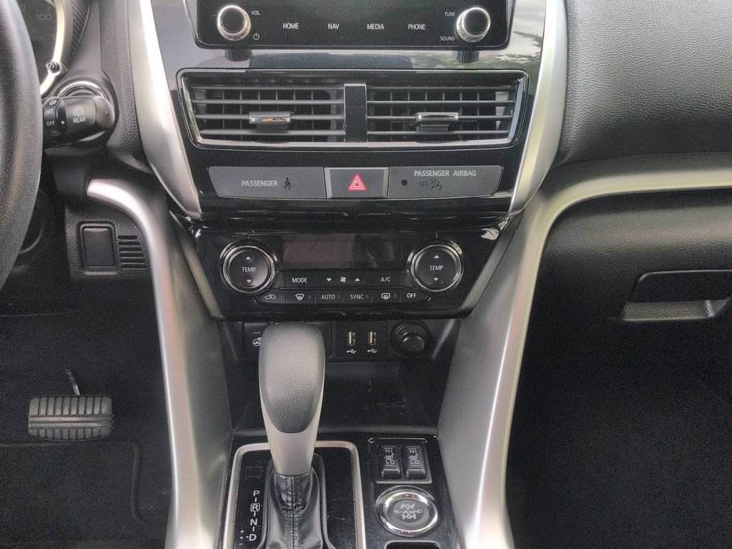 Used 2022 Mitsubishi Eclipse Cross SEL AWD/4WD image 14