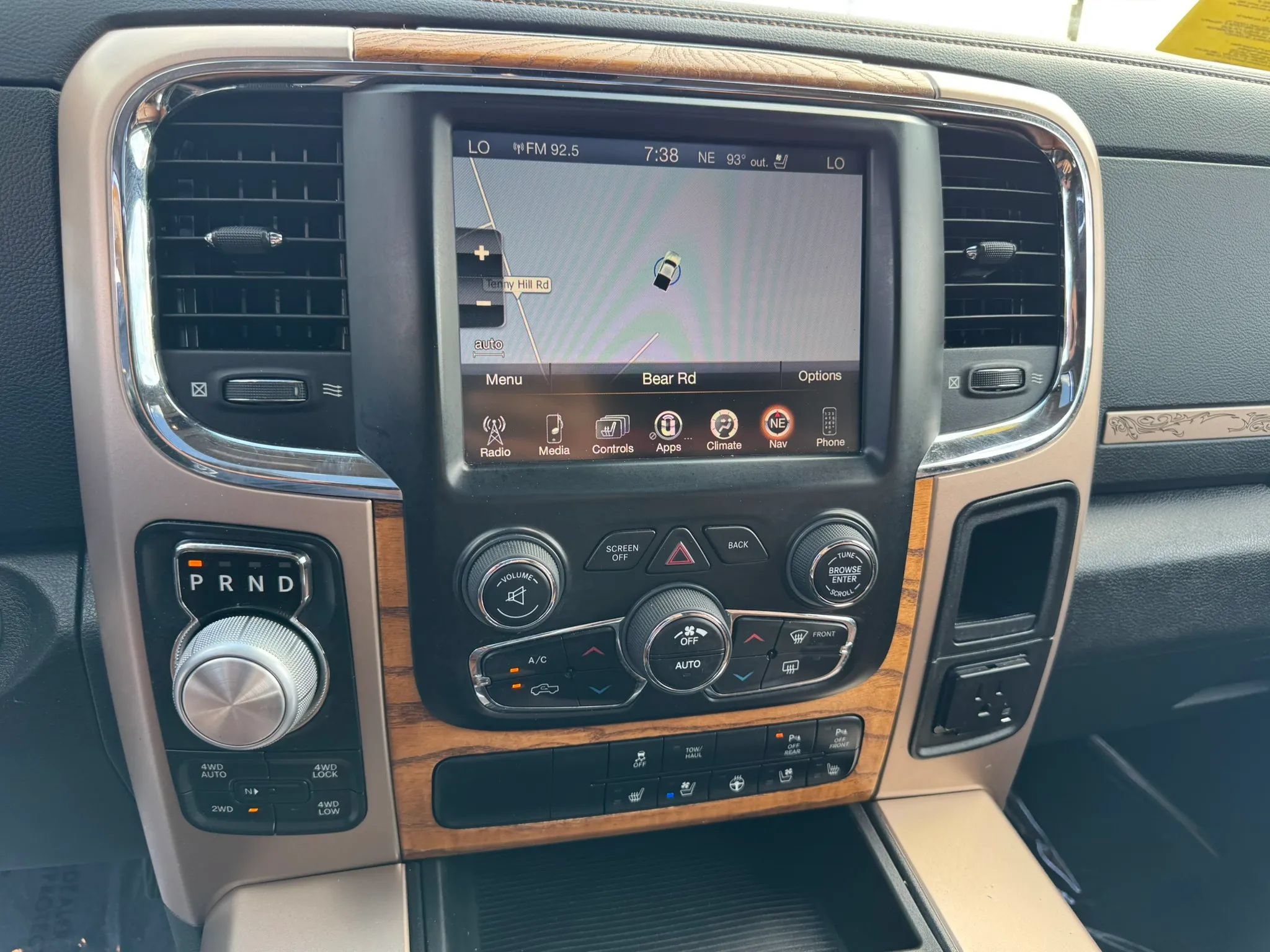 Used 2014 RAM 1500 Longhorn AWD/4WD image 16