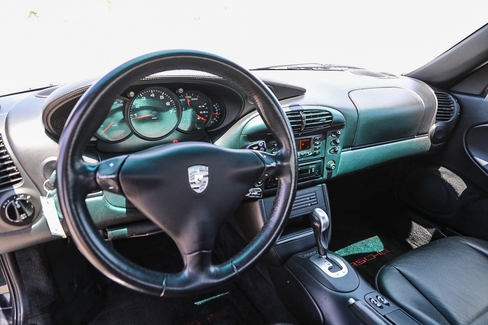 Used 2000 Porsche 911 Carrera RWD image 12