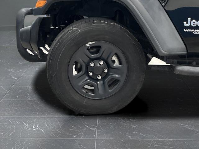 Used 2021 Jeep Wrangler Sport image 32