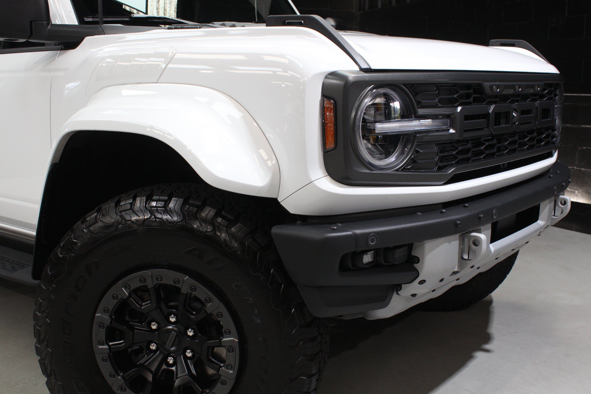 Used 2024 Ford Bronco Raptor w/ Interior Carbon Fiber Pack 6 AWD/4WD image 7