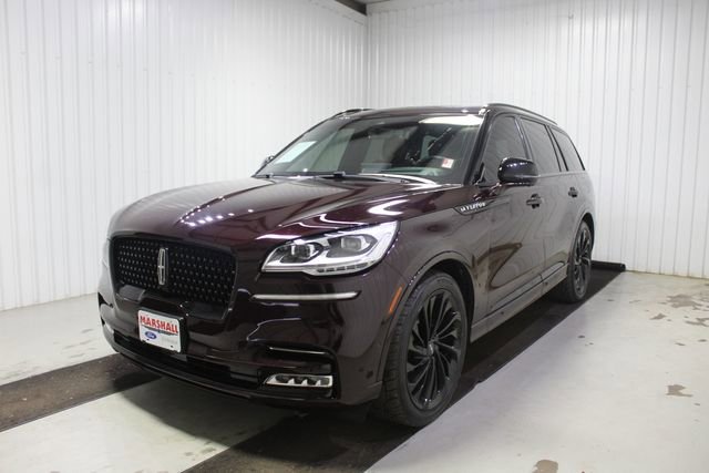 Used 2023 Lincoln Aviator Reserve w/ Equipment Group 201A AWD/4WD image 3