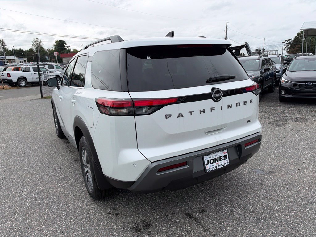 New 2026 Nissan Pathfinder SL FWD image 7