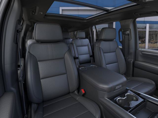 New 2026 Chevrolet Suburban RST w/ Comfort Package AWD/4WD image 39