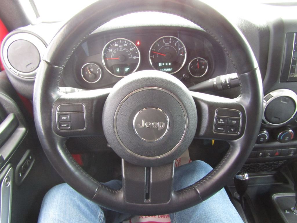 Used 2018 Jeep Wrangler Unlimited Sahara image 18