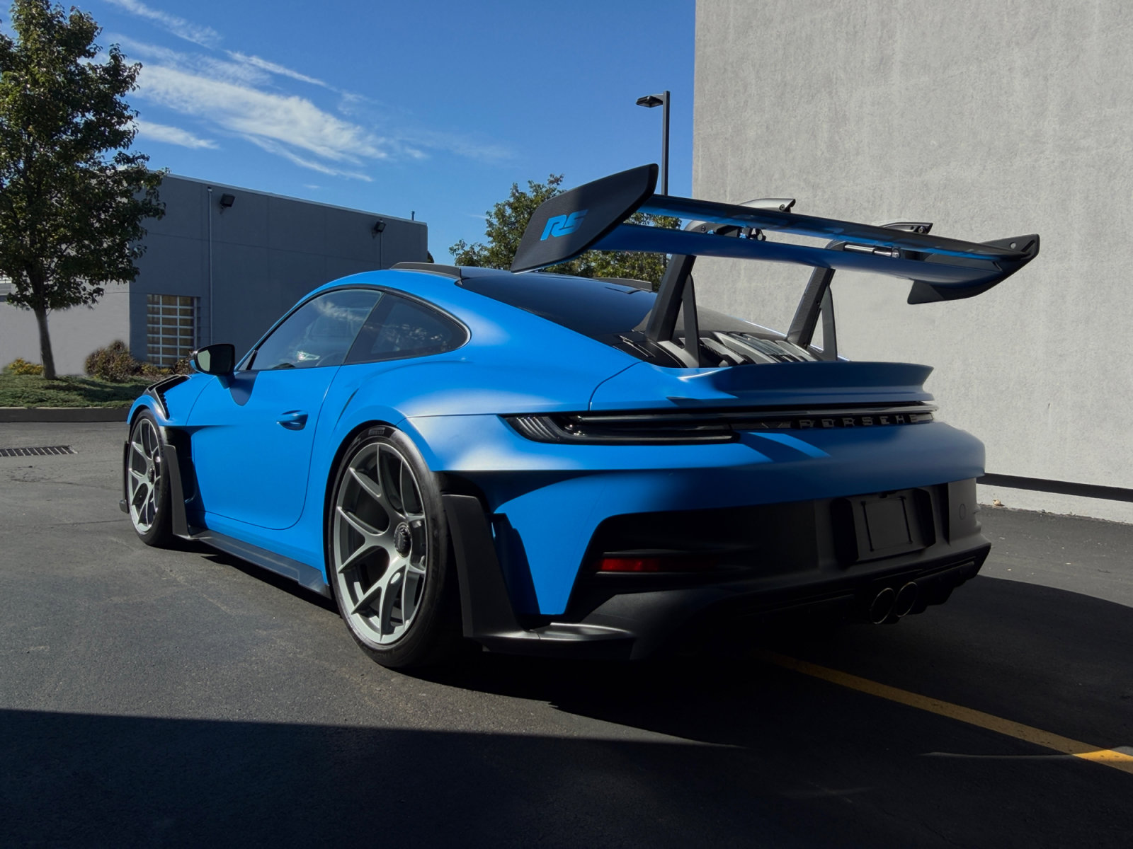 Used 2024 Porsche 911 GT3 RS RWD image 3