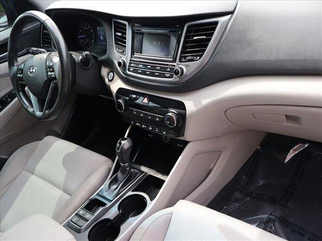 Used 2016 Hyundai Tucson Sport AWD/4WD image 29