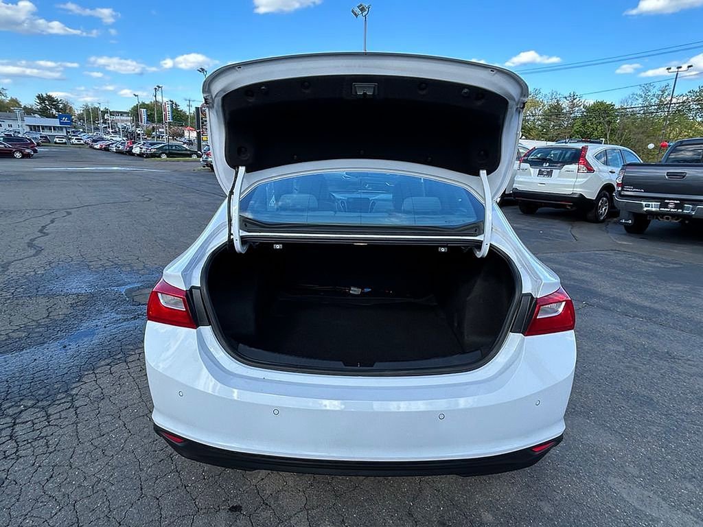 Used 2020 Chevrolet Malibu LS w/ Driver Confidence Package II FWD image 12