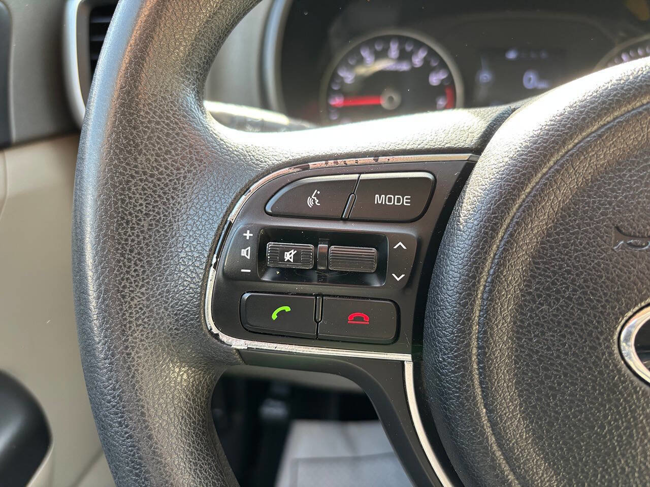 Used 2017 Kia Sportage LX image 28