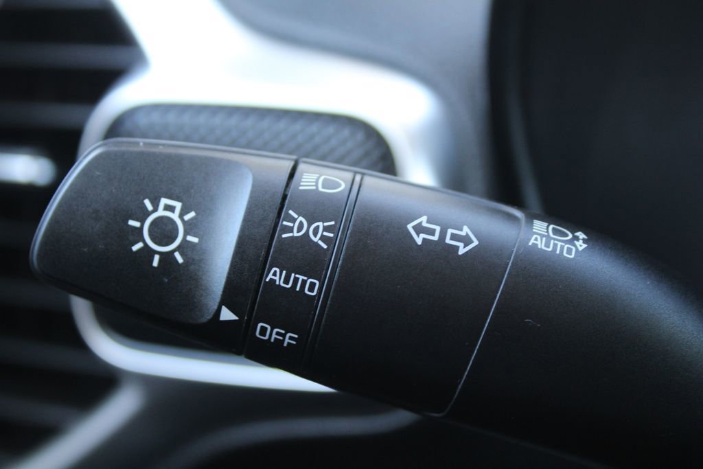 Certified 2025 Kia Soul LX image 27