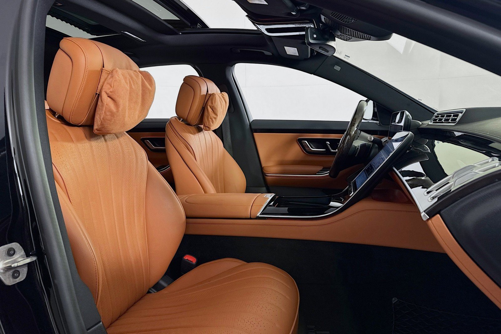 Certified 2026 Mercedes-Benz S 500 4MATIC image 8