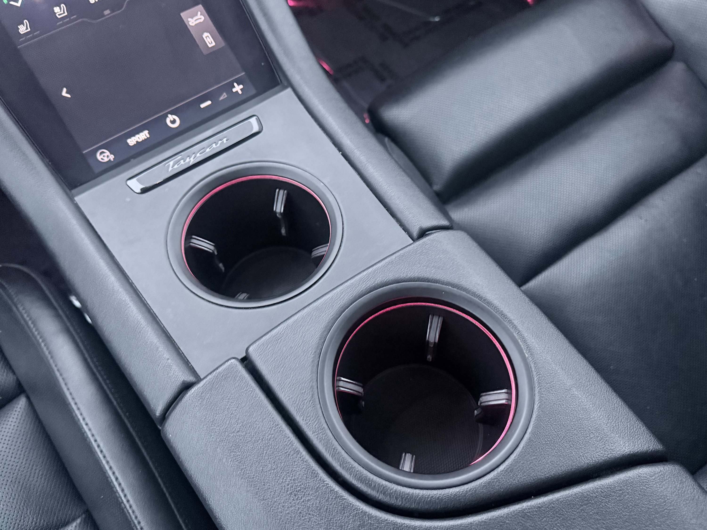 Used 2023 Porsche Taycan image 35