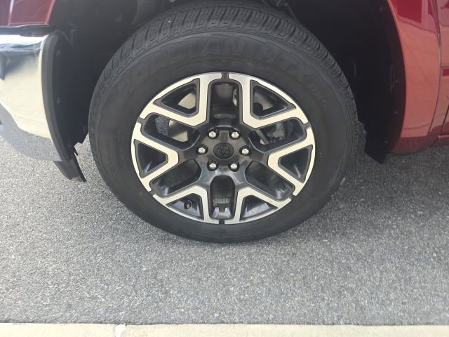 Certified 2025 RAM 1500 Laramie AWD/4WD image 8