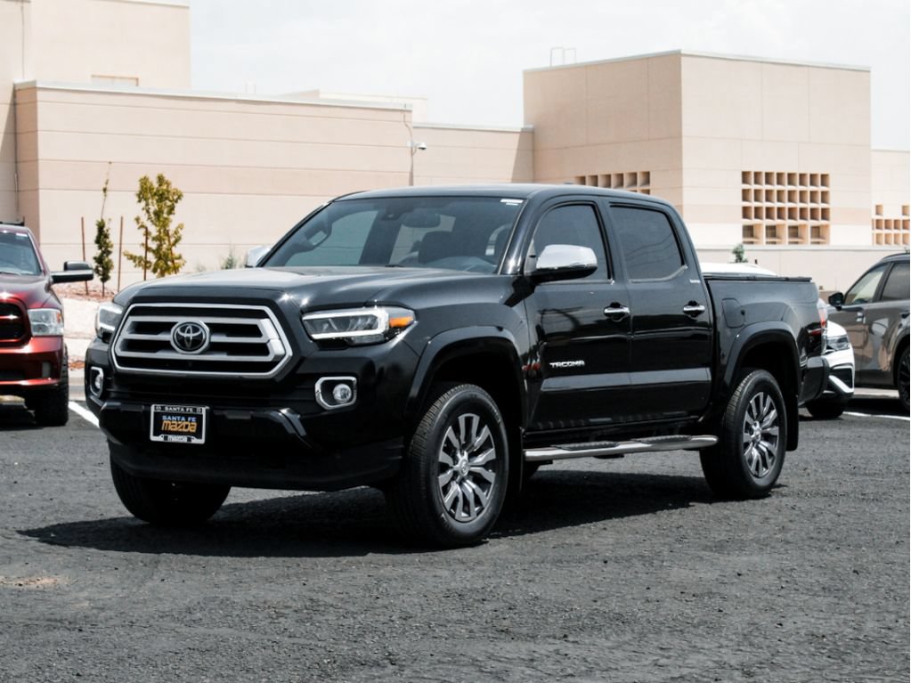 Used 2022 Toyota Tacoma Limited AWD/4WD image 1