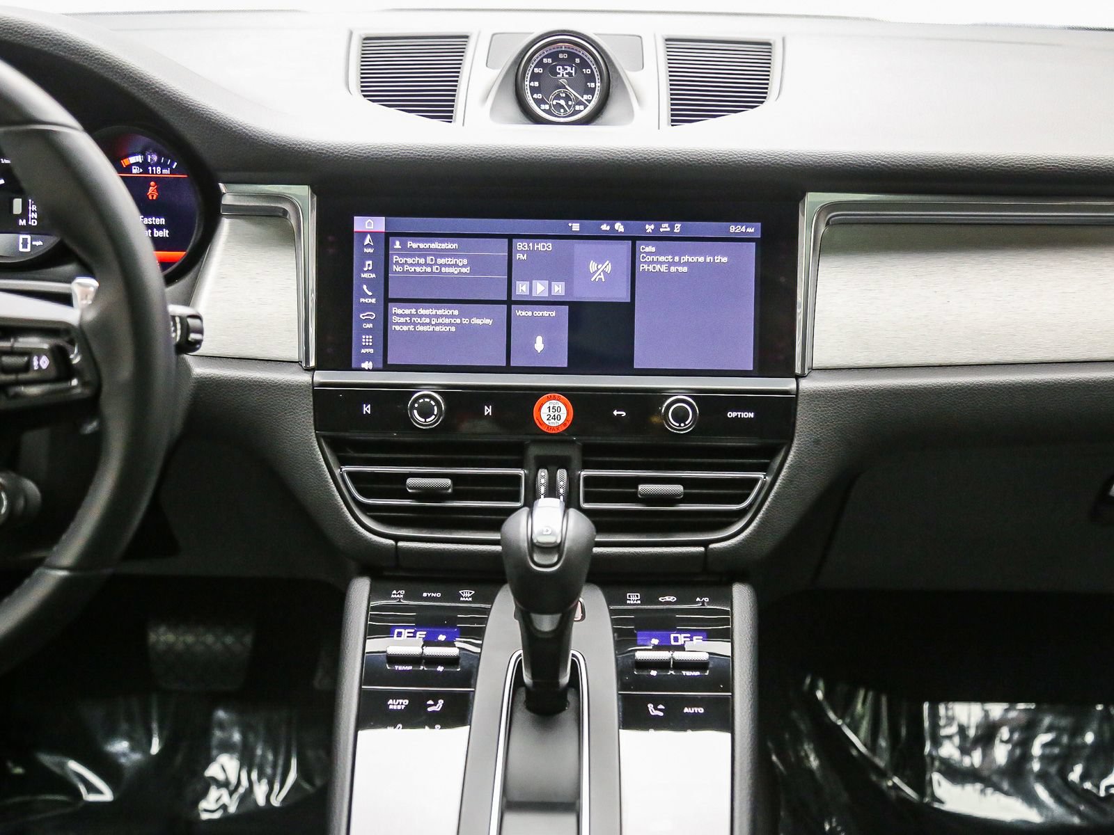 Certified 2026 Porsche Macan AWD/4WD image 50