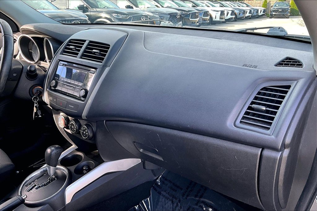 Used 2014 Mitsubishi Outlander Sport ES FWD image 24