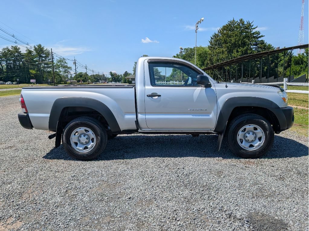 Used 2009 Toyota Tacoma 4x4 Regular Cab image 4